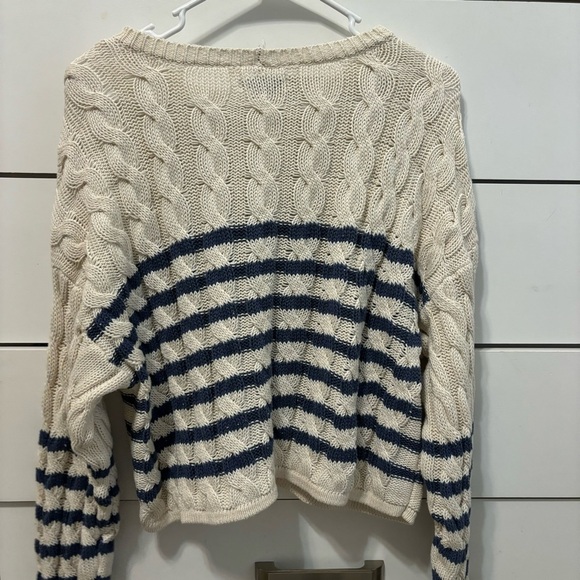 AE Cropped Cable-Knit Sweater Stripe - Picture 3 of 5